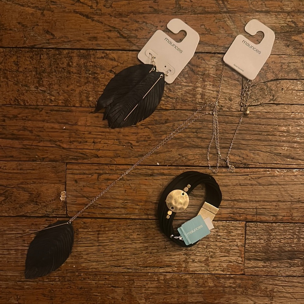 Maurices Black Feather Jewelry Set